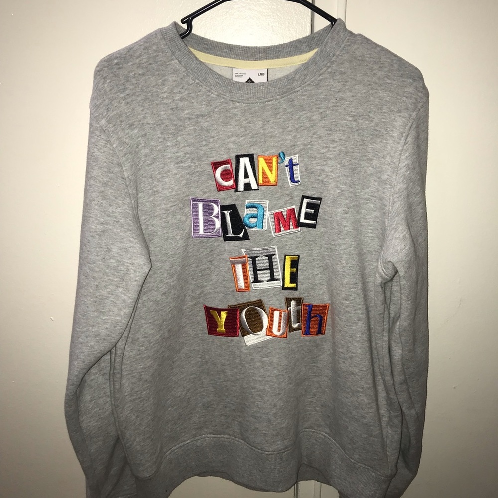 sweatshirt